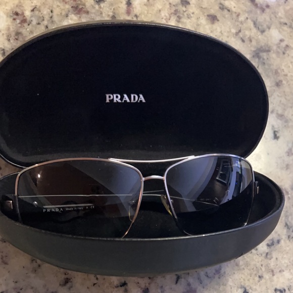 Prada Sunglasses! - Picture 1 of 8